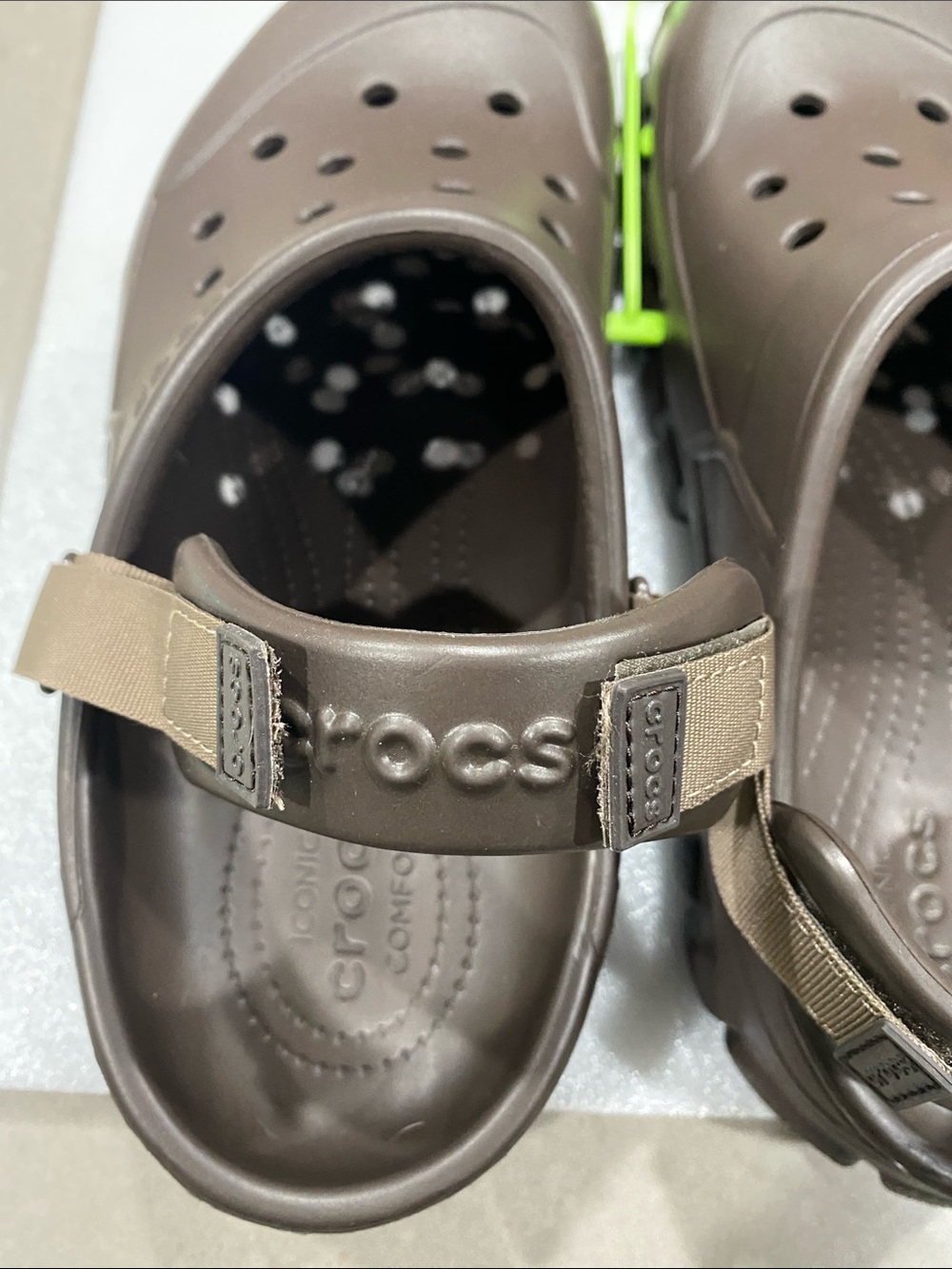NWT crocs off-road sports clog mens 8 womens 10 brown - Picture 9 of 9